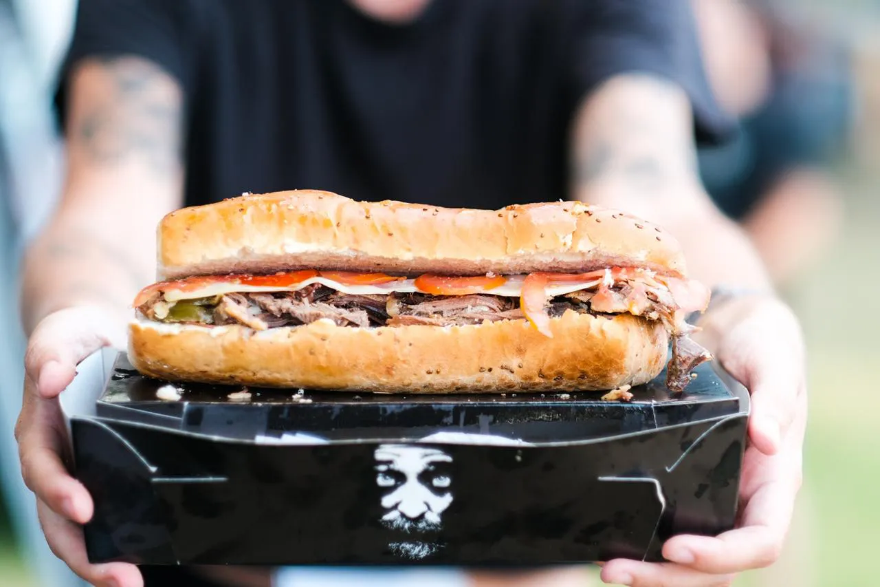 Más de 40 food trucks, la experiencia del Vermutazo y la participación de cocineras y cocineros destacados de Córdoba