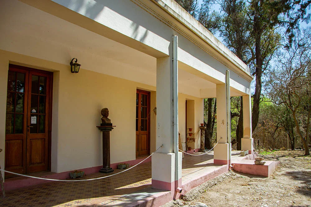 Museo Gabriel Dubois, antiguo taller del artista francés. Fachada Exterior
