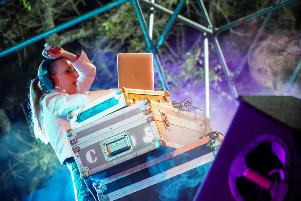 Catarina-Spinetta. Artistas de fuerte convocatoria nacional y proyectos locales, entrada libre y gratuita