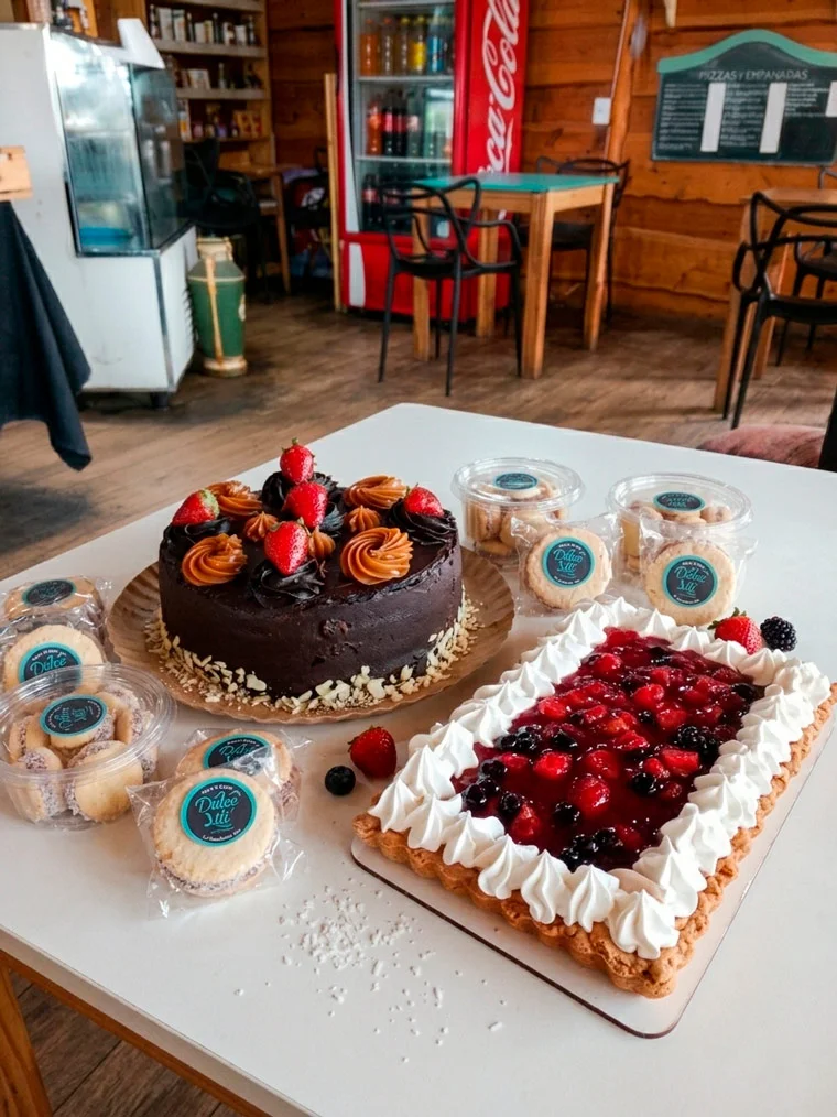 tartas y tortas con terminaciones de pastelería profesional