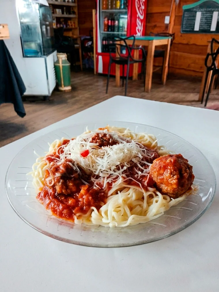 Pastas frescas y menú diario que acompaña el ritmo de las estaciones